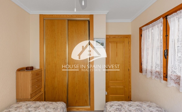 Resale - Villa - Torrevieja - La Mata