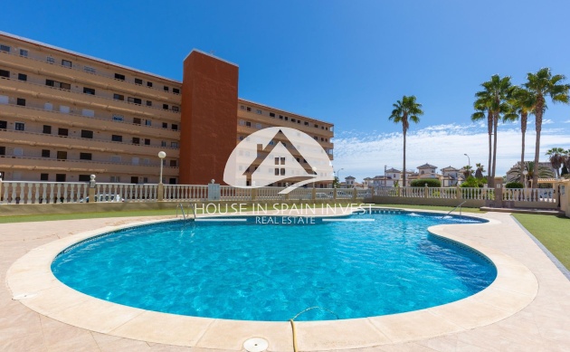 Resale - Villa - Torrevieja - La Mata