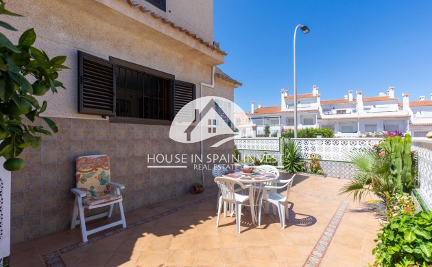 Resale - Villa - Torrevieja - La Mata