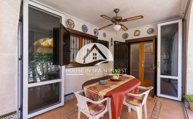 Resale - Villa - Torrevieja - La Mata