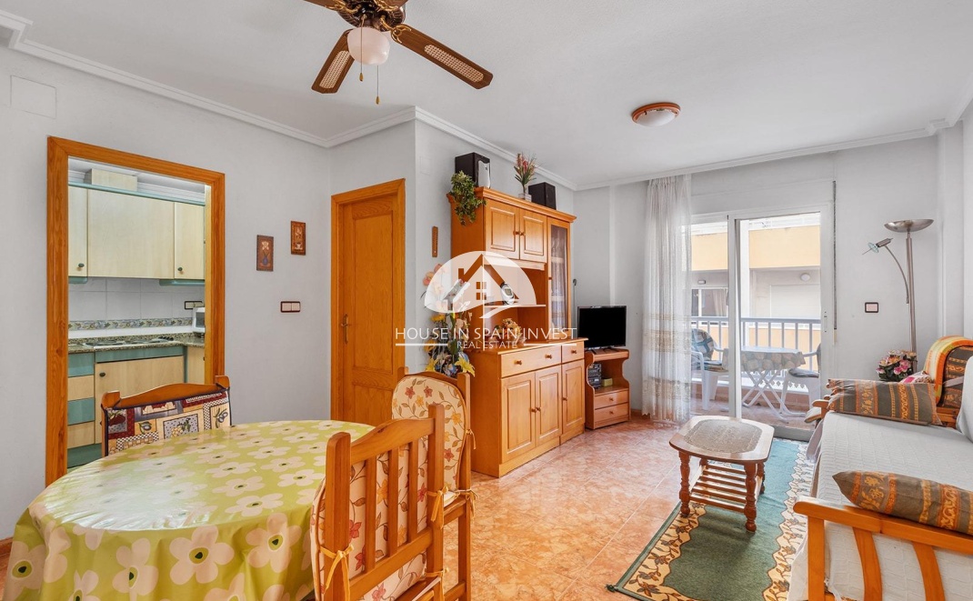 Resale - Apartment  - Torrevieja - Playa del Cura