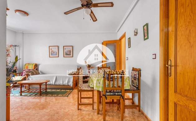 Resale - Apartment  - Torrevieja - Playa del Cura