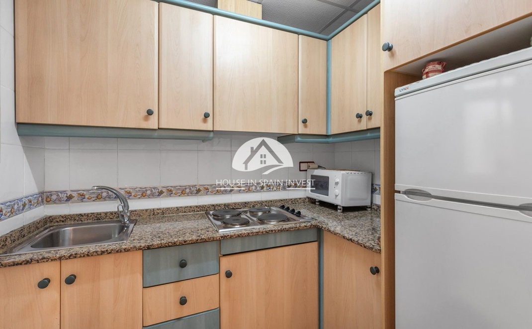 Resale - Apartment  - Torrevieja - Playa del Cura