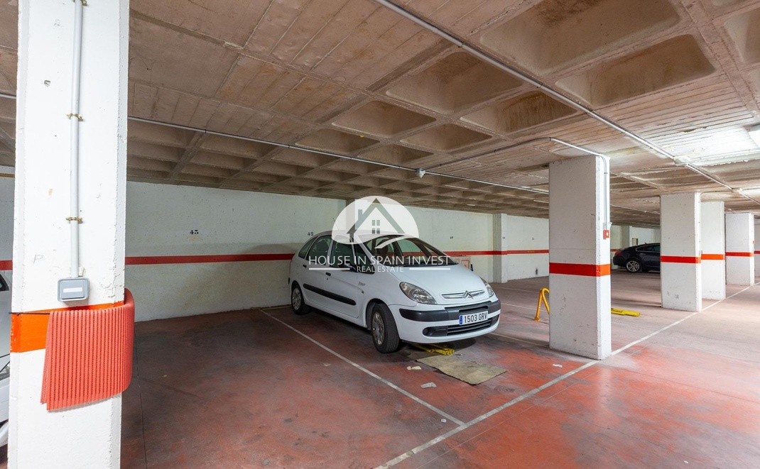 Resale - Apartment  - Torrevieja - Playa del Cura