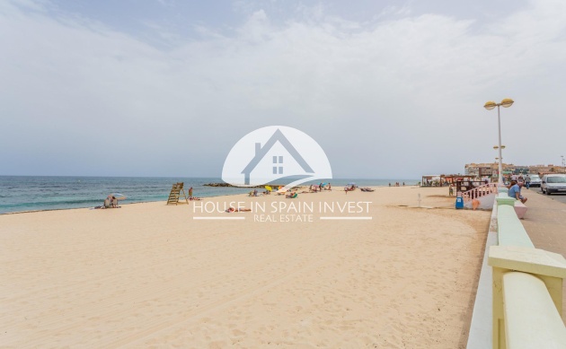 Resale - Apartment  - Torrevieja - Playa del Cura