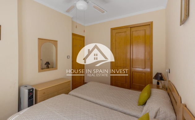 Resale - Apartment  - Torrevieja - Centro