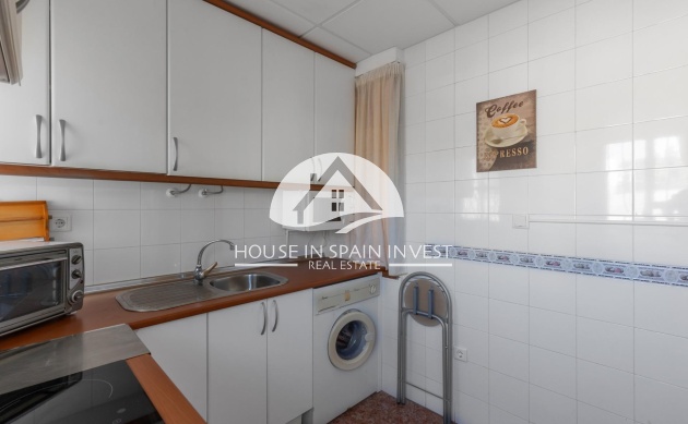 Resale - Apartment  - Torrevieja - Centro
