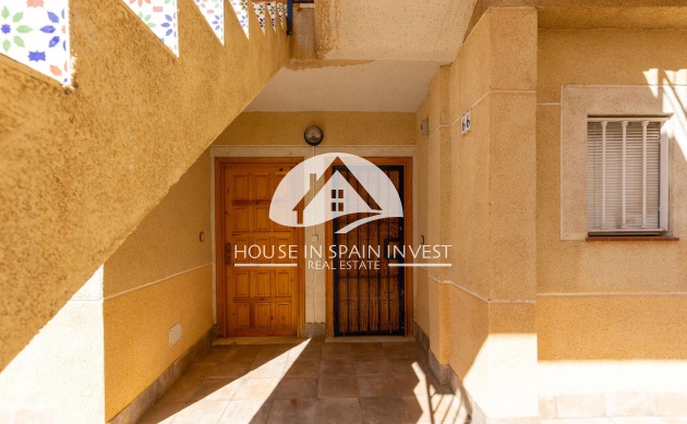 Resale - Apartment  - Torrevieja - Centro