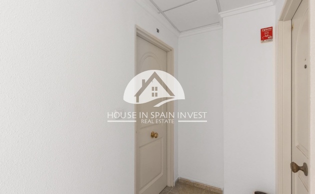Resale - Apartment  - Torrevieja - Centro