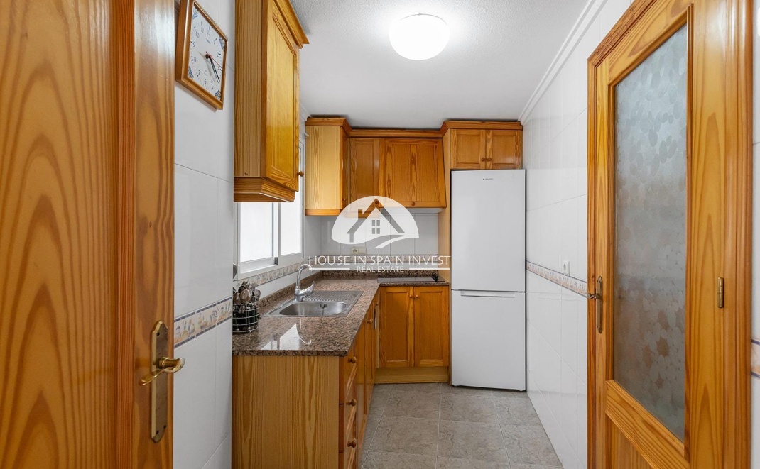 Resale - Apartment  - Torrevieja - Centro