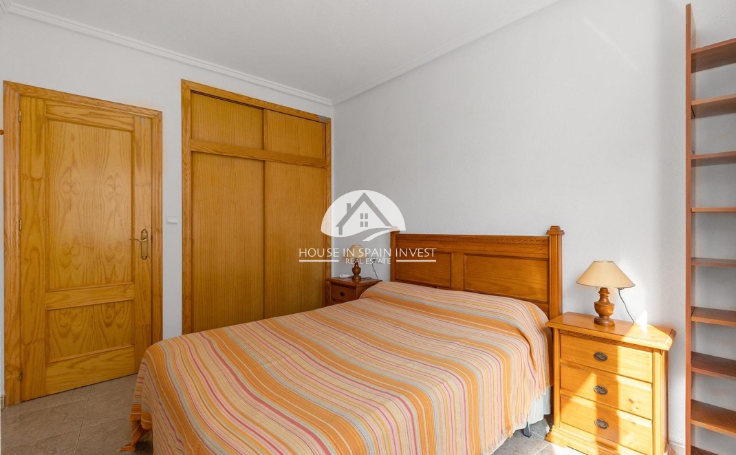 Resale - Apartment  - Torrevieja - Centro