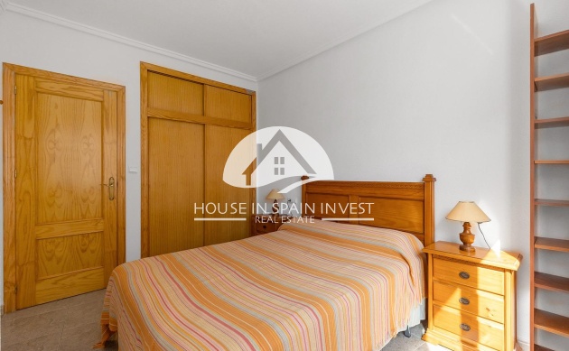 Resale - Apartment  - Torrevieja - Centro