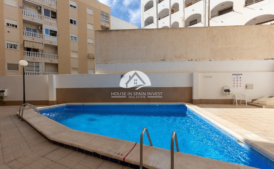 Resale - Apartment  - Torrevieja - Centro