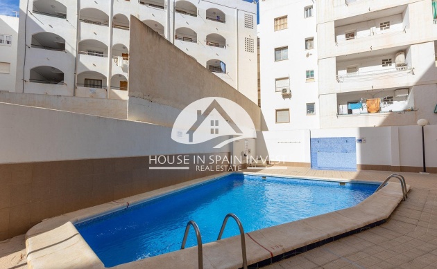 Resale - Apartment  - Torrevieja - Centro