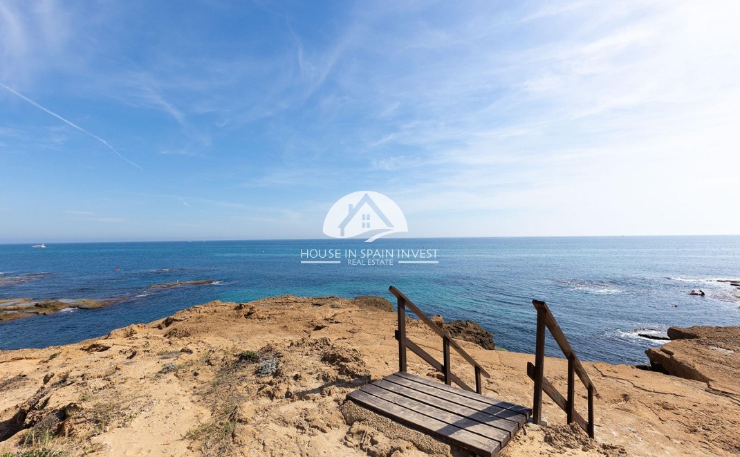 Resale - Apartment  - Torrevieja - La Mata