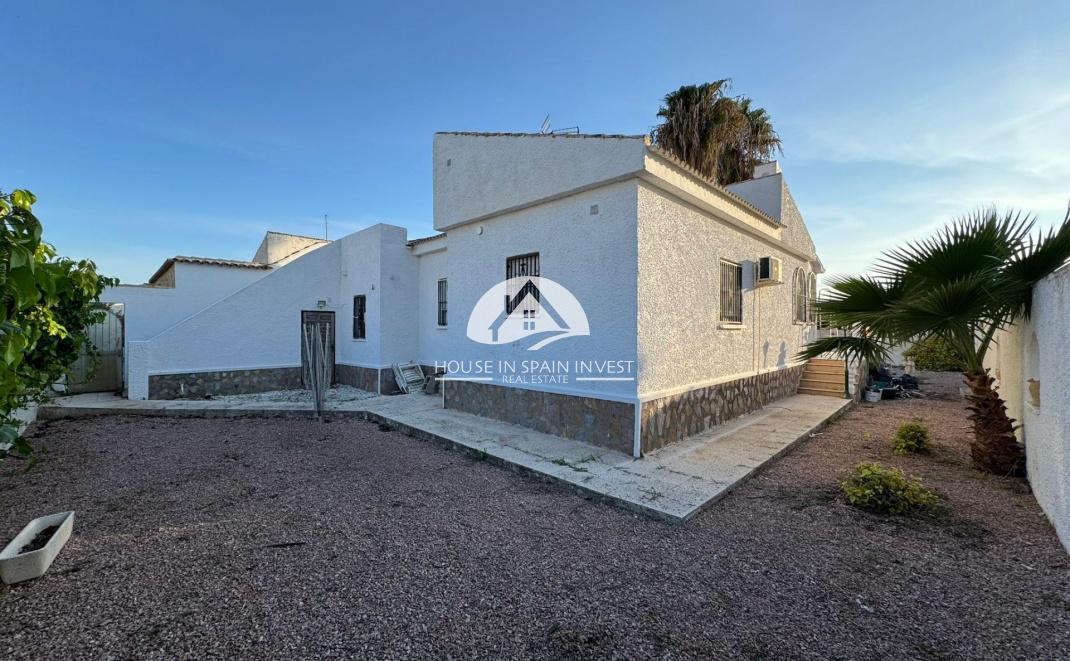 Resale - Villa - Torrevieja - La Siesta - El Chaparral - San Luis