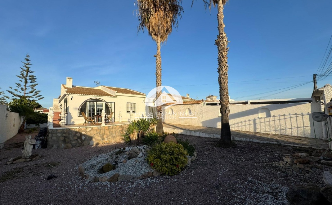 Resale - Villa - Torrevieja - La Siesta - El Chaparral - San Luis