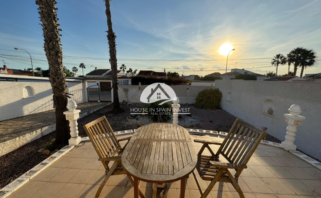 Resale - Villa - Torrevieja - La Siesta - El Chaparral - San Luis