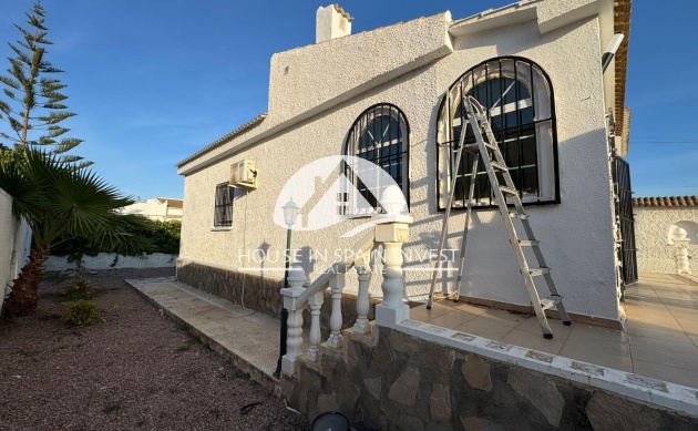 Resale - Villa - Torrevieja - La Siesta - El Chaparral - San Luis