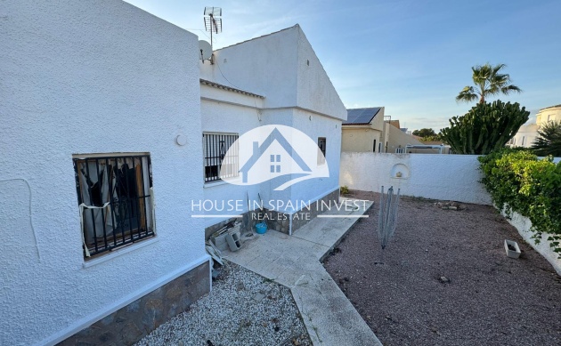 Resale - Villa - Torrevieja - La Siesta - El Chaparral - San Luis