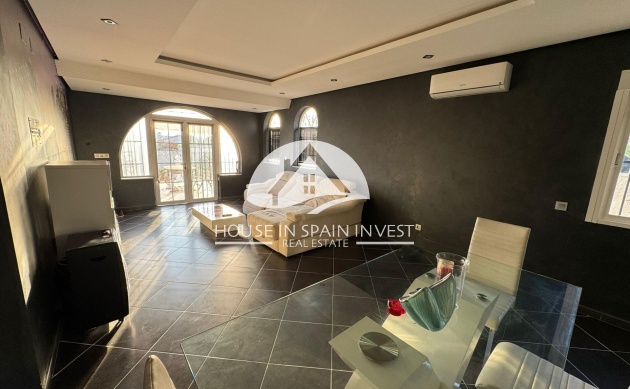 Resale - Villa - Torrevieja - La Siesta - El Chaparral - San Luis