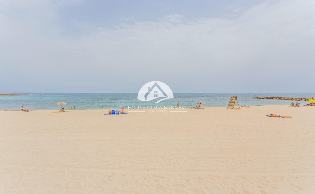 Resale - Apartment  - Torrevieja - Playa del Cura