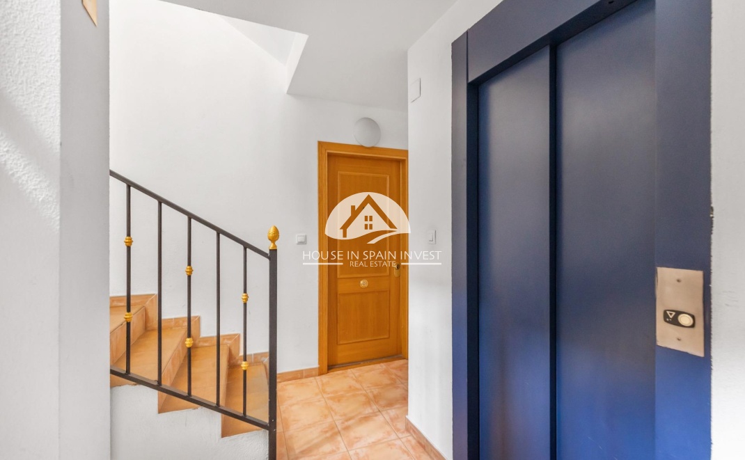 Resale - Apartment  - Torrevieja - Centro