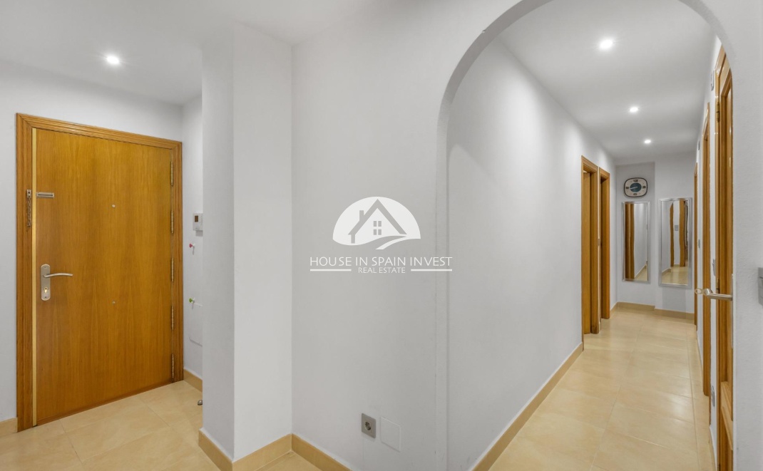 Resale - Apartment  - Torrevieja - Centro