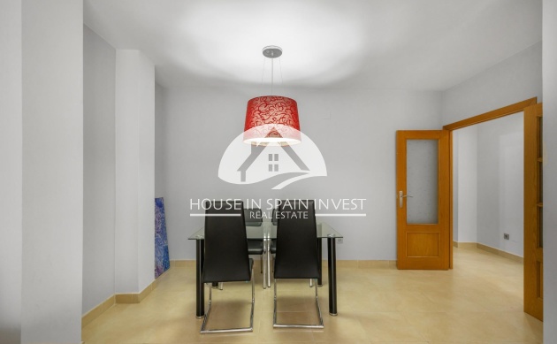Resale - Apartment  - Torrevieja - Centro