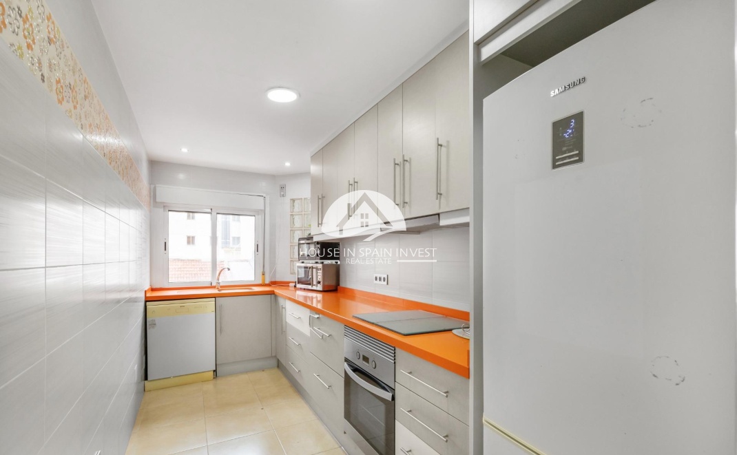 Resale - Apartment  - Torrevieja - Centro