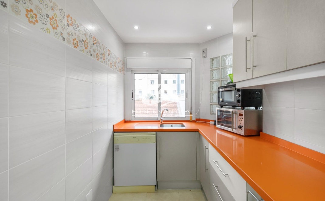 Resale - Apartment  - Torrevieja - Centro