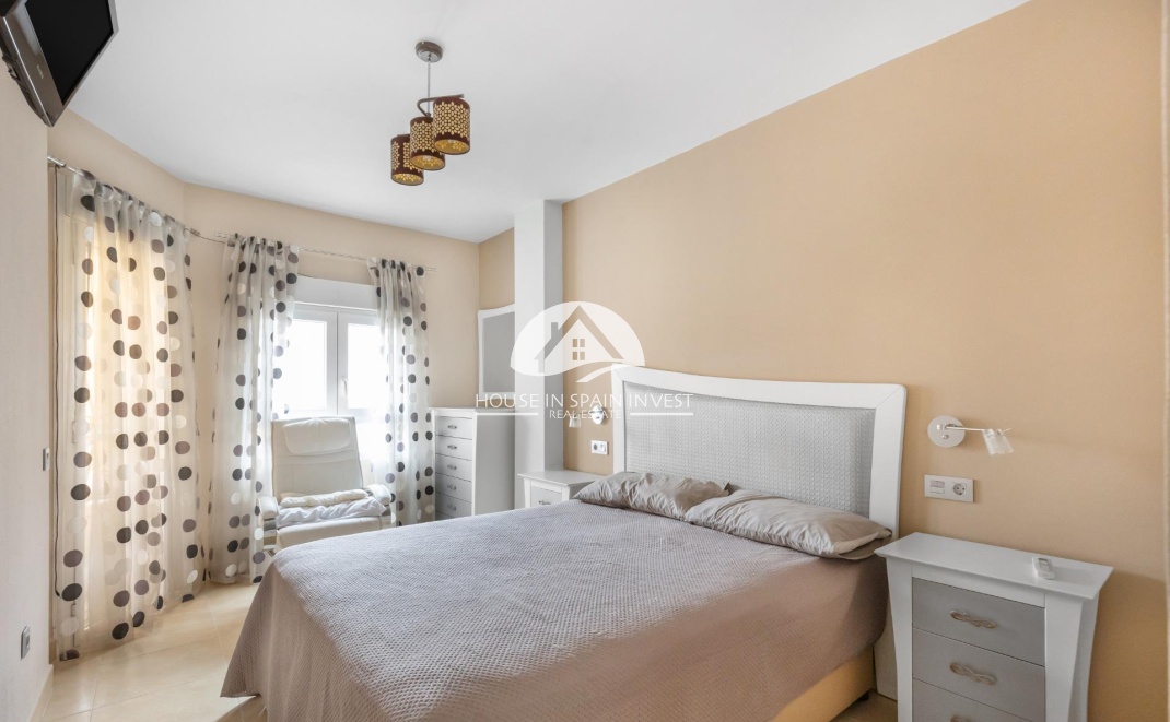 Resale - Apartment  - Torrevieja - Centro