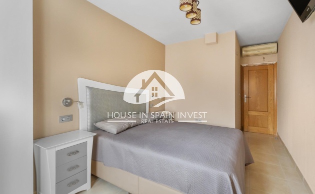 Resale - Apartment  - Torrevieja - Centro