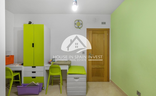 Resale - Apartment  - Torrevieja - Centro