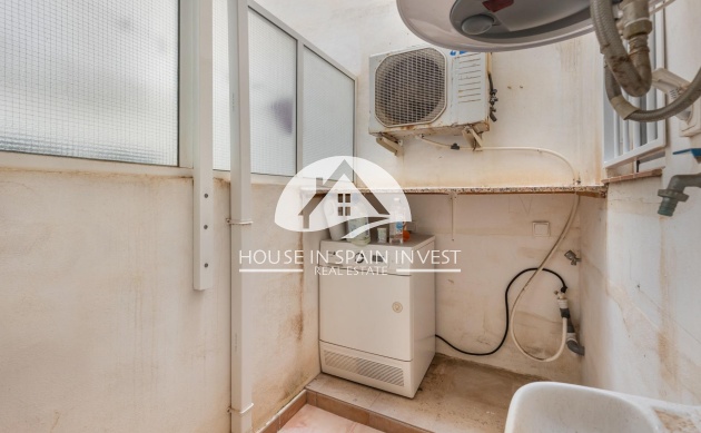 Resale - Apartment  - Torrevieja - Centro