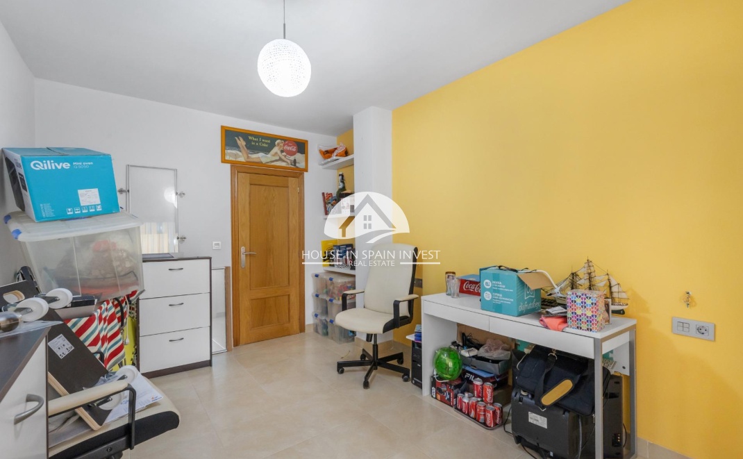 Resale - Apartment  - Torrevieja - Centro