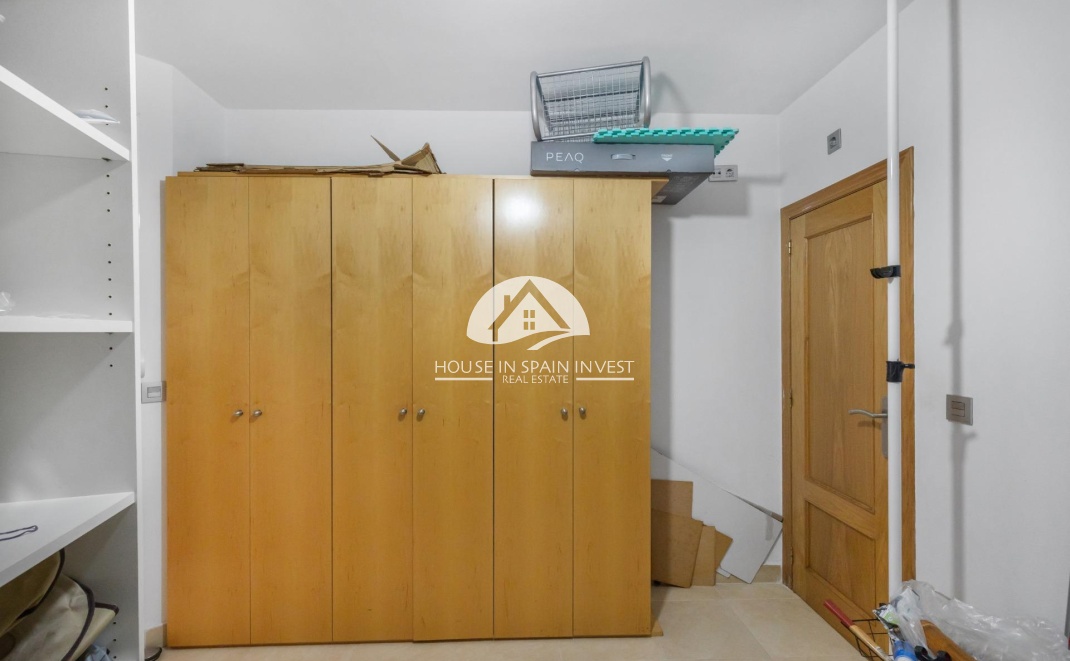 Resale - Apartment  - Torrevieja - Centro
