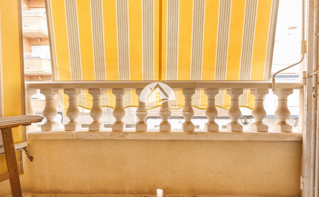 Resale - Apartment  - Torrevieja - Centro