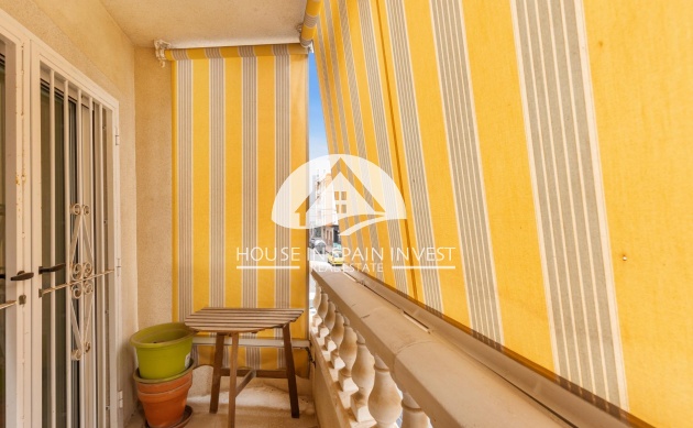 Resale - Apartment  - Torrevieja - Centro