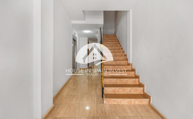 Resale - Apartment  - Torrevieja - Centro