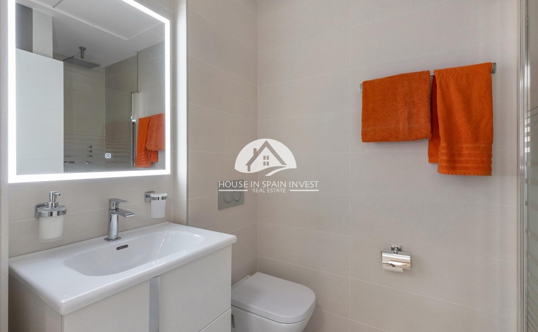 Resale - Apartment  - Orihuela Costa - Villamartín