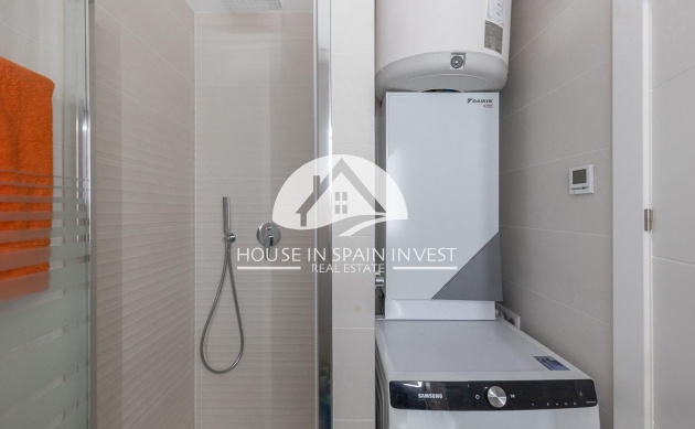 Resale - Apartment  - Orihuela Costa - Villamartín