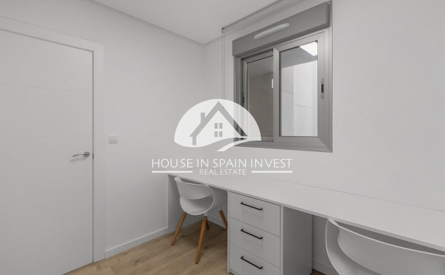 Resale - Apartment  - Orihuela Costa - Villamartín