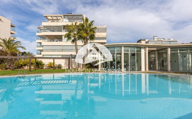 Resale - Apartment  - Orihuela Costa - Villamartín