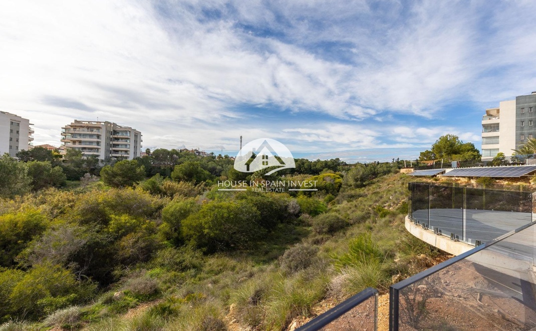 Resale - Apartment  - Orihuela Costa - Villamartín