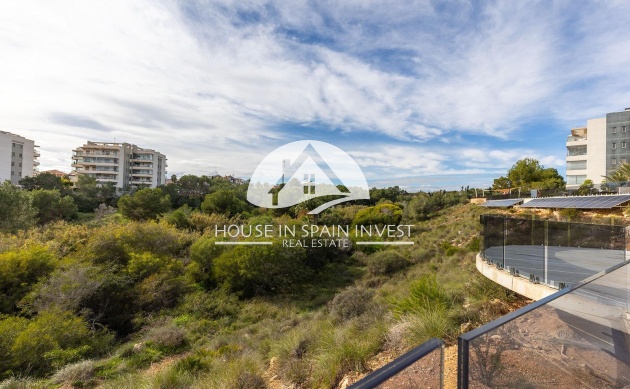 Resale - Apartment  - Orihuela Costa - Villamartín