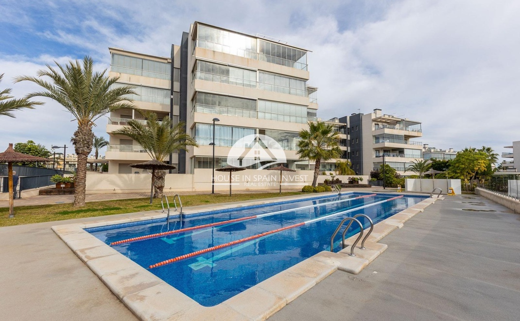 Resale - Apartment  - Orihuela Costa - Villamartín