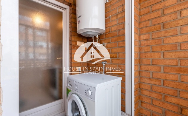 Resale - Apartment  - Torrevieja - Centro