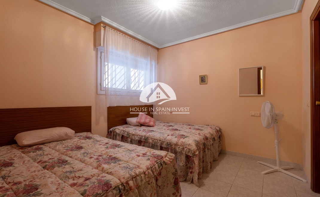 Resale - Apartment  - Torrevieja - Centro