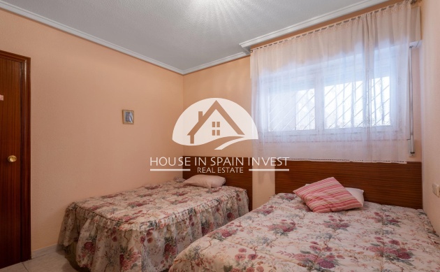Resale - Apartment  - Torrevieja - Centro